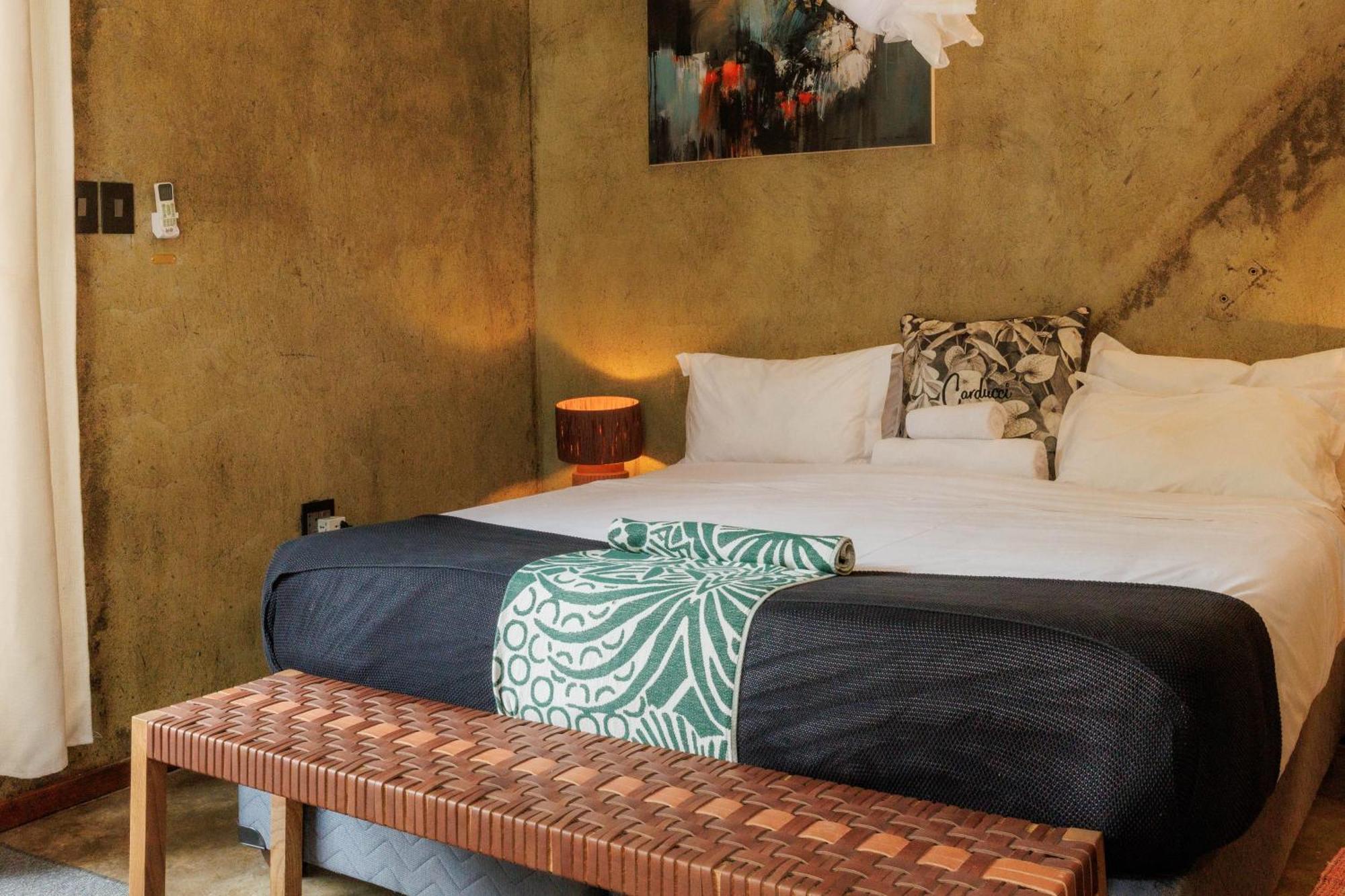 Chobe House Villa And Chalets Kasane Esterno foto